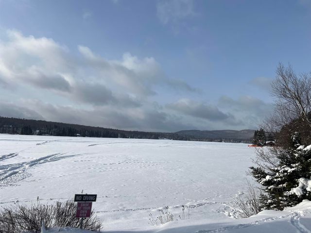 529 Beach Road, Pittsburg, NH 03592