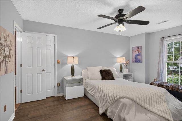 229 Cub Cove Drive, Walhalla, SC 29691