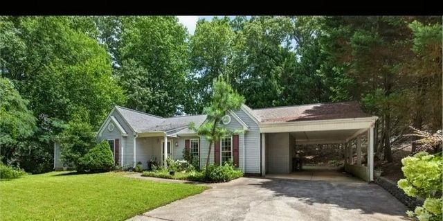 229 Cub Cove Drive, Walhalla, SC 29691