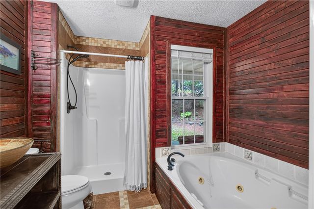 229 Cub Cove Drive, Walhalla, SC 29691