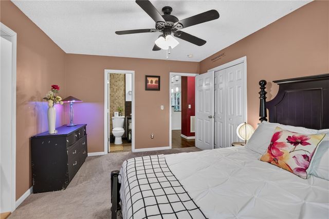 229 Cub Cove Drive, Walhalla, SC 29691