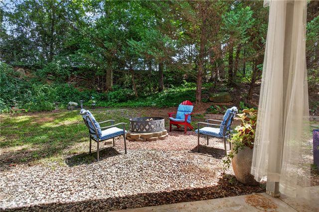 229 Cub Cove Drive, Walhalla, SC 29691