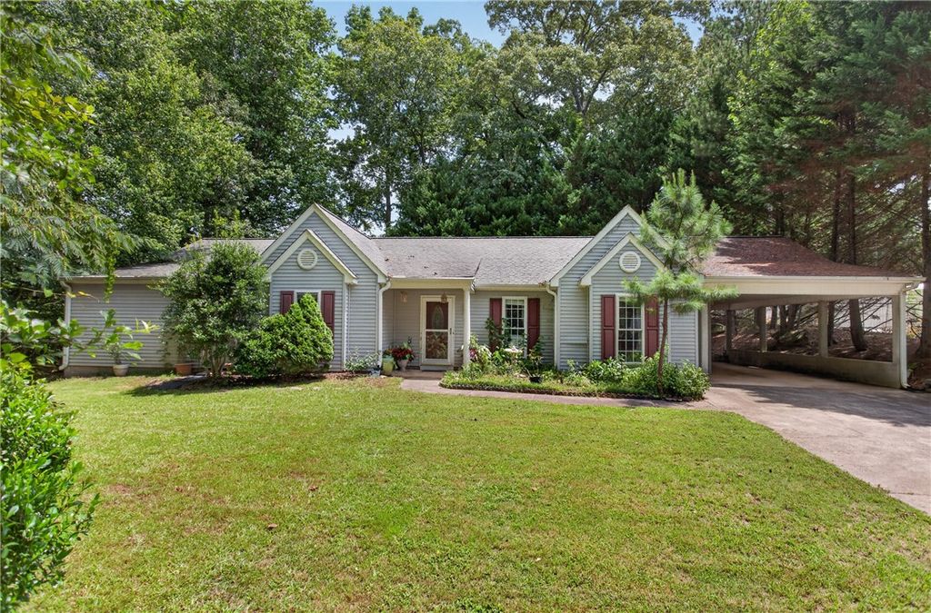 229 Cub Cove Drive, Walhalla, SC 29691