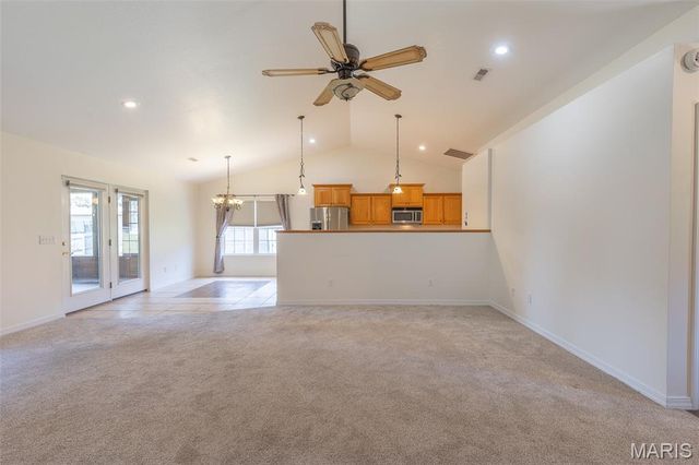205 County Road 445, Poplar Bluff, MO 63901