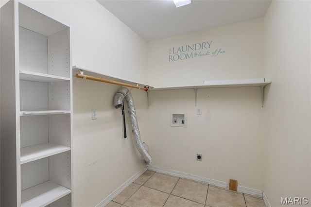 205 County Road 445, Poplar Bluff, MO 63901