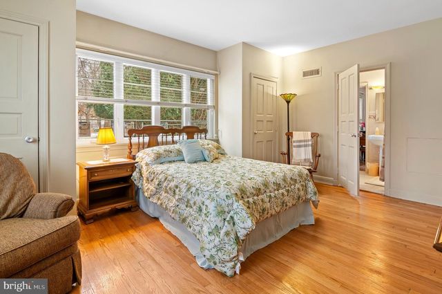 7 CAVESWOOD LN, Owings Mills, MD 21117