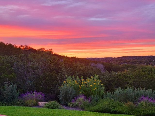 260 Timber Oak Rd, Kerrville, TX 78028
