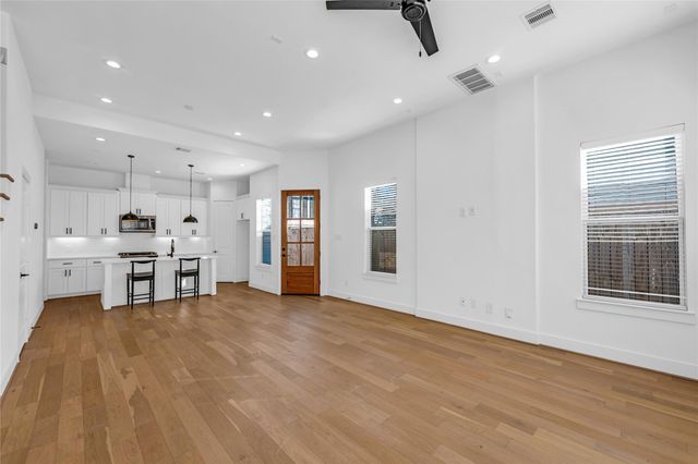 10937 Fire Creek Drive, Houston, TX 77043