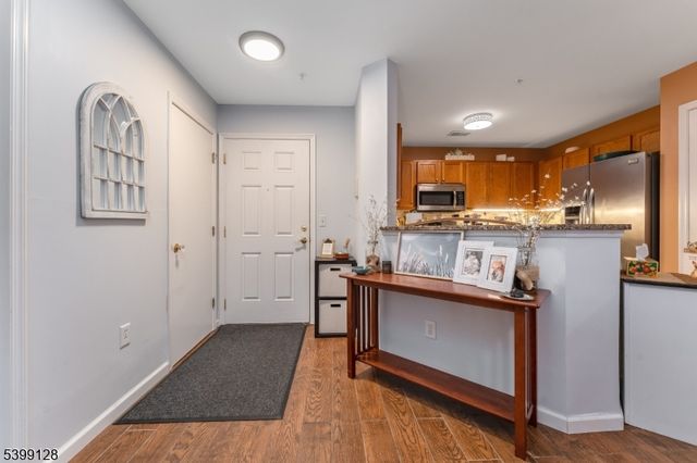 52 Overlook Dr, Lopatcong Twp., NJ 08886