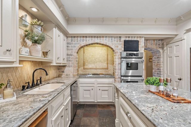 15427 Terrace Oaks Drive, Houston, TX 77068