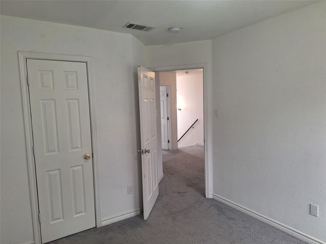 2621 Lee Avenue B, Fort Worth, TX 76164