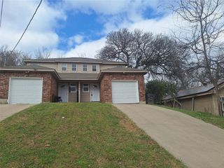 2621 Lee Avenue B, Fort Worth, TX 76164