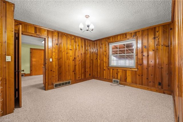 7911 Old US Highway 52, Lexington, NC 27295