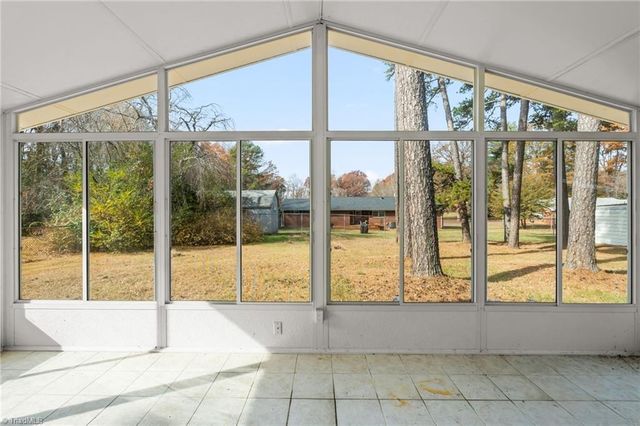 7911 Old US Highway 52, Lexington, NC 27295