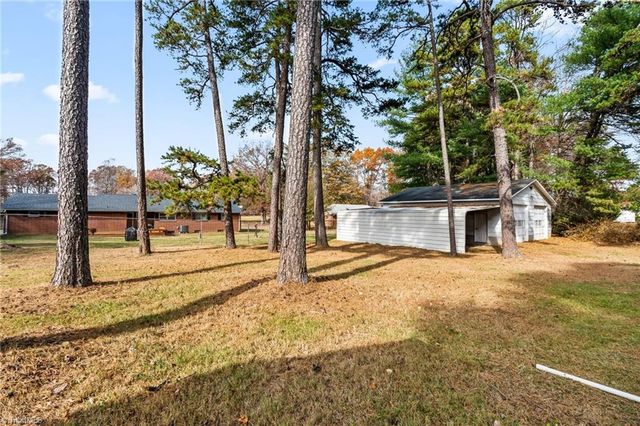 7911 Old US Highway 52, Lexington, NC 27295