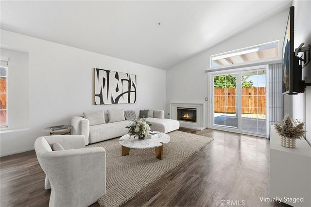 15516 Carrera, Fontana, CA 92337