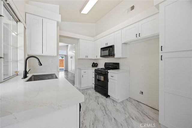 15516 Carrera, Fontana, CA 92337