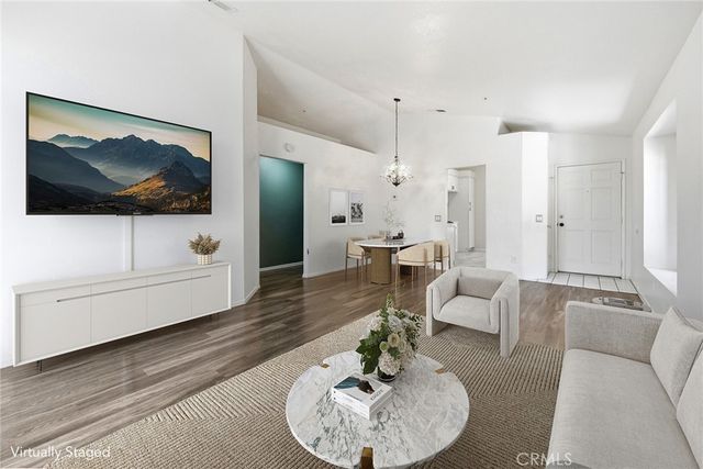 15516 Carrera, Fontana, CA 92337
