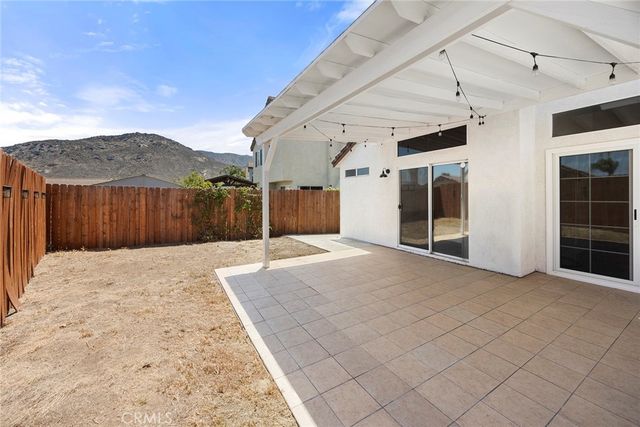 15516 Carrera, Fontana, CA 92337