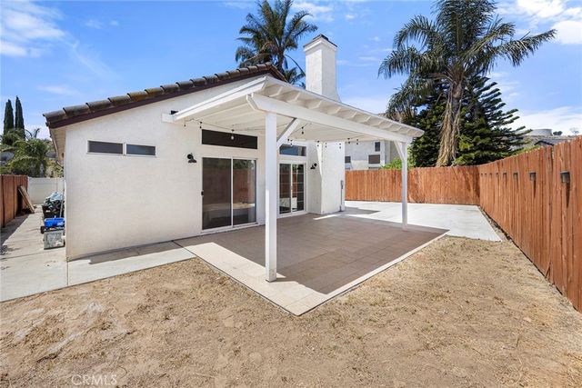 15516 Carrera, Fontana, CA 92337