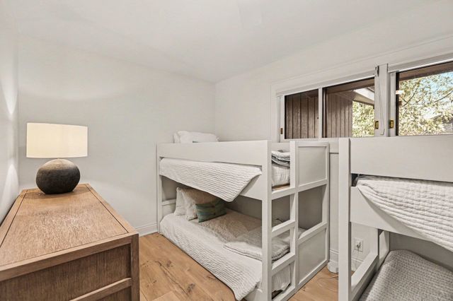 6170 S Tamarack Lane, Maple City, MI 49664