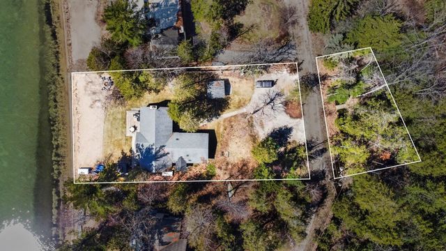 6170 S Tamarack Lane, Maple City, MI 49664