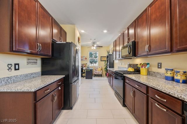 1631 Deep Valley Avenue, North Las Vegas, NV 89084