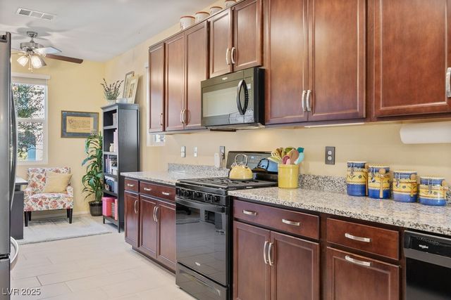 1631 Deep Valley Avenue, North Las Vegas, NV 89084