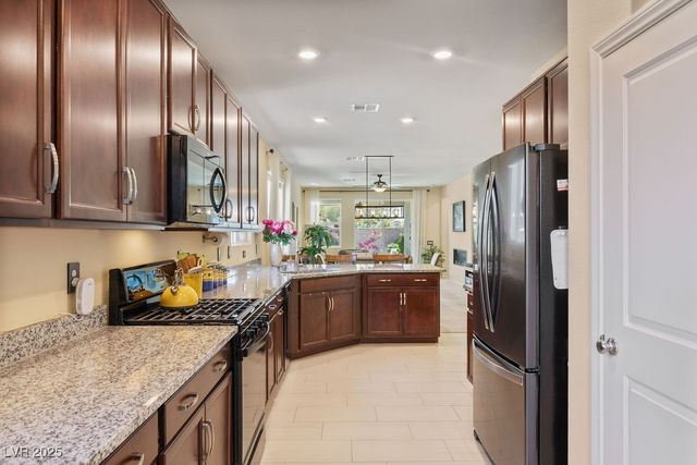 1631 Deep Valley Avenue, North Las Vegas, NV 89084