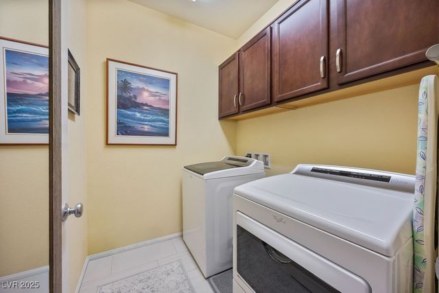 1631 Deep Valley Avenue, North Las Vegas, NV 89084