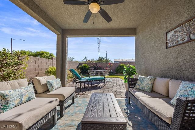 1631 Deep Valley Avenue, North Las Vegas, NV 89084