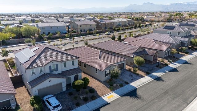 1631 Deep Valley Avenue, North Las Vegas, NV 89084