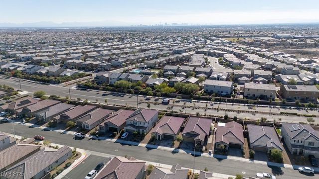 1631 Deep Valley Avenue, North Las Vegas, NV 89084