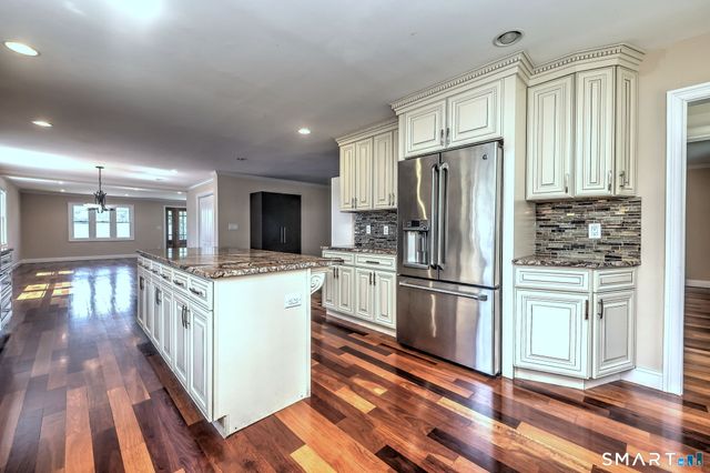 647 New Haven Avenue, Milford, CT 06460