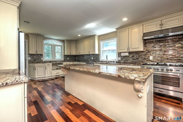 647 New Haven Avenue, Milford, CT 06460