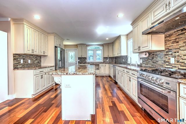 647 New Haven Avenue, Milford, CT 06460