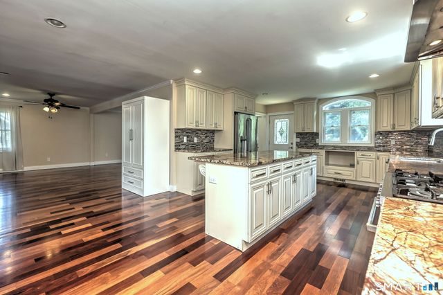 647 New Haven Avenue, Milford, CT 06460