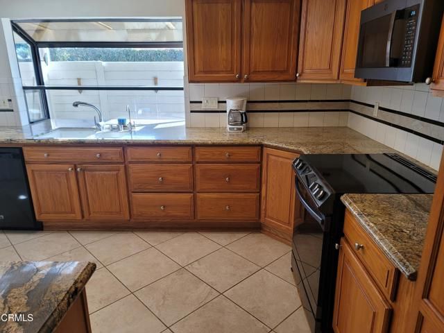 2105 Avenida San Antero Drive, Camarillo, CA 93010