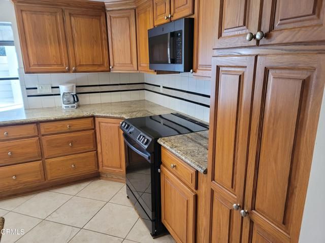 2105 Avenida San Antero Drive, Camarillo, CA 93010