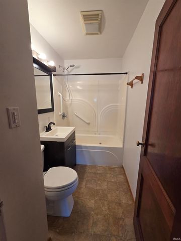 3015 S Main Street, New Castle, IN 47362