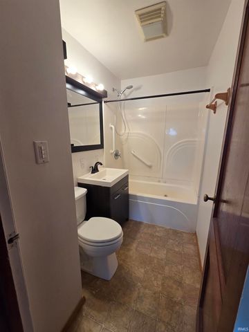 3015 S Main Street, New Castle, IN 47362