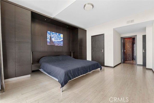 4301 Fulton Avenue 301, Sherman Oaks, CA 91423