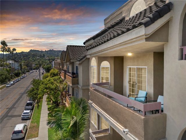 4301 Fulton Avenue 301, Sherman Oaks, CA 91423