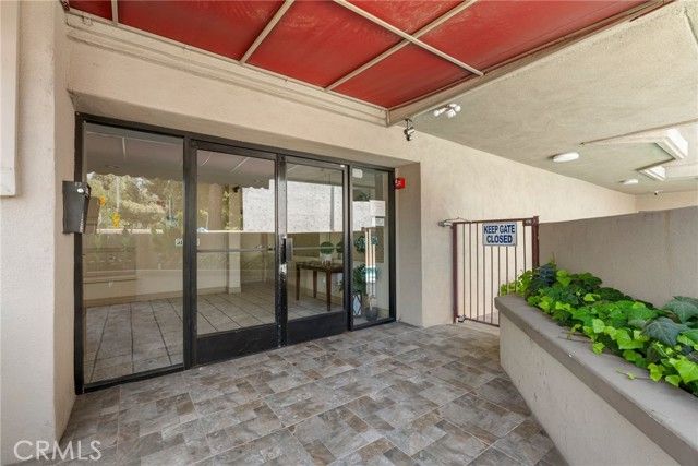 4301 Fulton Avenue 301, Sherman Oaks, CA 91423