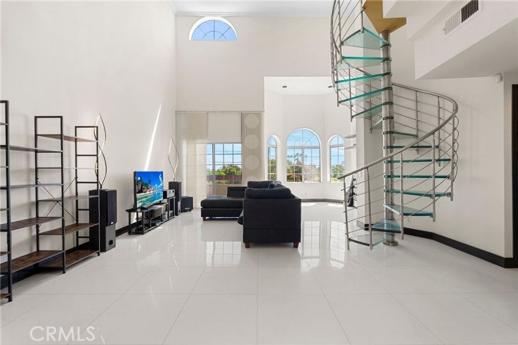 4301 Fulton Avenue 301, Sherman Oaks, CA 91423