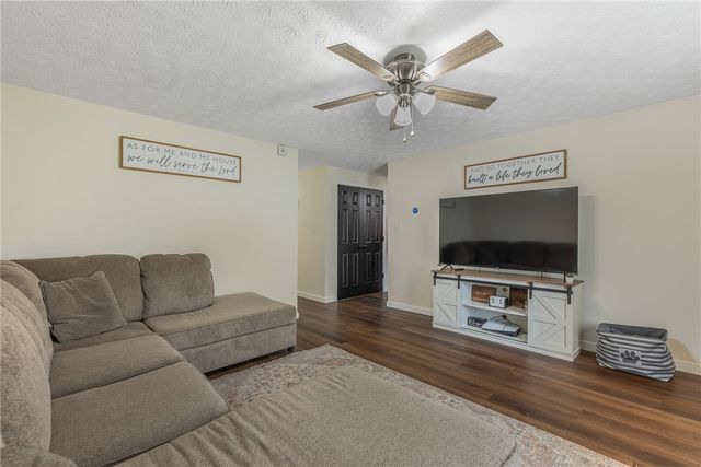 463 Young Drive, Fairborn, OH 45324
