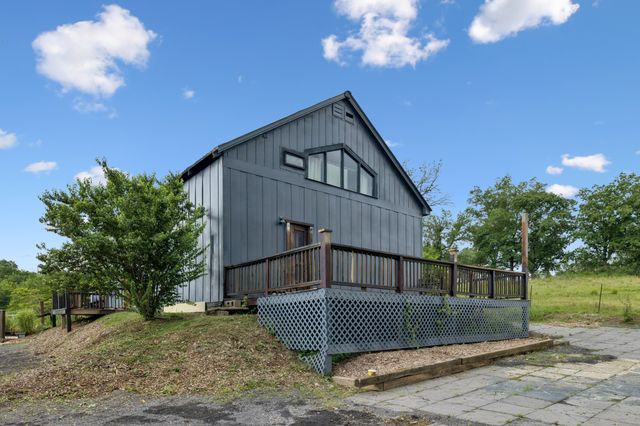 183 Phosphate Ln, Gallatin, TN 37066