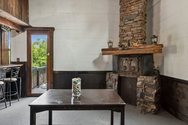 183 Phosphate Ln, Gallatin, TN 37066