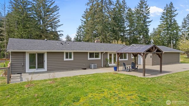 400 E North Mason School Road, Belfair, WA 98528