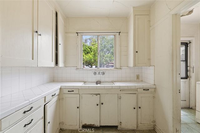 4720 Denny, Toluca Lake, CA 91602